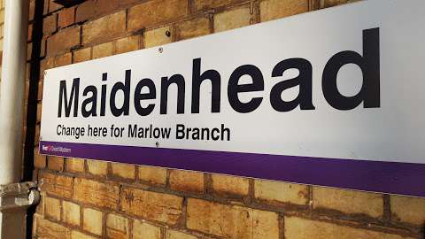 Maidenhead Railway Station photo